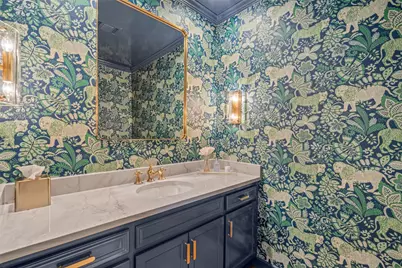 5849 Merrymount Road, Westover Hills, TX 76107 - Photo 16