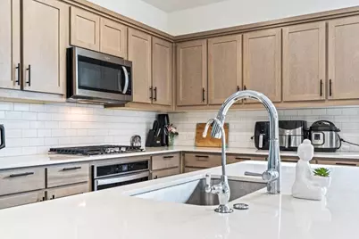 4920 Pebblewood Drive, Princeton, TX 75071 - Photo 6