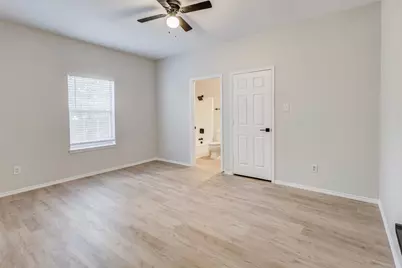 1213 College Street, Grand Prairie, TX 75050 - Photo 12