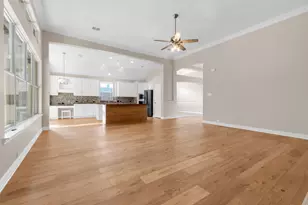 913 Rosemary Dr, Flower Mound, TX 75028 - Photo 4