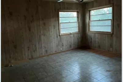805 Main, Knox City, TX 79528 - Photo 18