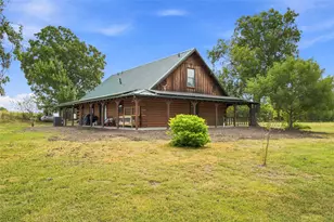 1956 County Rd 27100, Roxton, TX 75477 - Photo 22