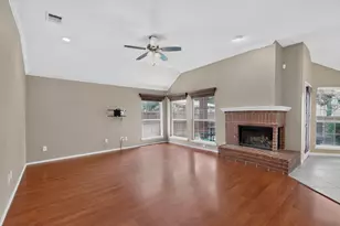 605 Oak Hollow Ln, Flower Mound, TX 75028 - Photo 2