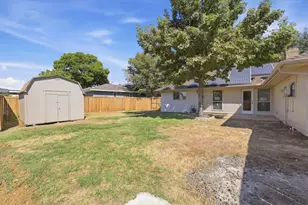 924 Edgefield Trail, Flower Mound, TX 75028 - Photo 32