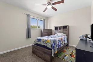 1309 Glenwood St, Grand Prairie, TX 75052 - Photo 20
