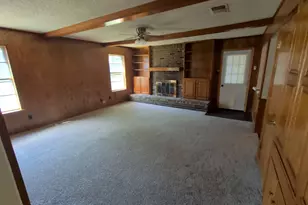 5541 Wood View St, North Richland Hills, TX 76180 - Photo 2