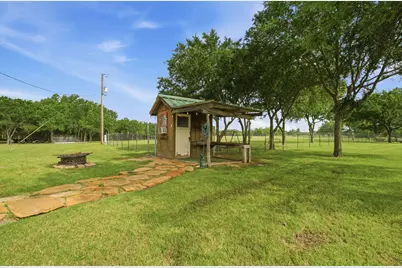 465 Emberson Ranch Road, Pilot Point, TX 76258 - Photo 28