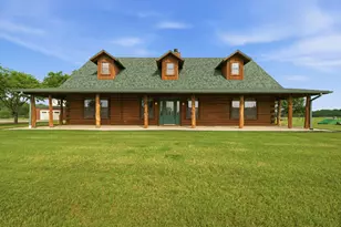465 Emberson Ranch Rd, Pilot Point, TX 76258 - Photo 1
