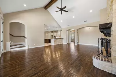 2526 Fruitland Avenue, Farmers Branch, TX 75234 - Photo 8