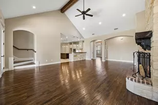 2526 Fruitland Ave, Farmers Branch, TX 75234 - Photo 8