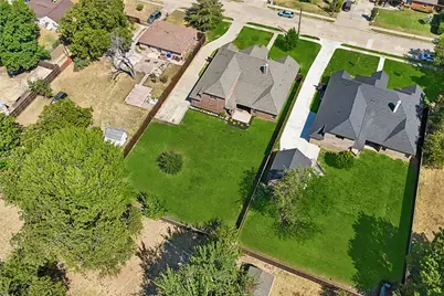 2526 Fruitland Avenue, Farmers Branch, TX 75234 - Photo 34