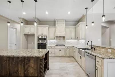 2526 Fruitland Avenue, Farmers Branch, TX 75234 - Photo 12