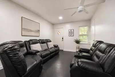 408 Ruby Road, Grand Prairie, TX 75050 - Photo 2