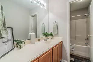 1997 Courtside Dr, Dallas, TX 75051 - Photo 20