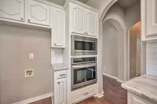 11612 Wild Pear Ln, Fort Worth, TX 76244 - Photo 6