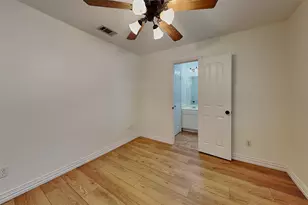 6121 Oram St, Dallas, TX 75214 - Photo 12