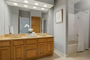 1300 Cantor Dr, Arlington, TX 76011 - Photo 14