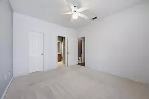 1300 Cantor Dr, Arlington, TX 76011 - Photo 12