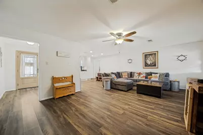 5105 Rolling Hills Drive, Sherman, TX 75092 - Photo 4