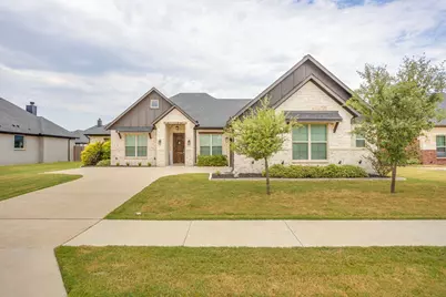 112 Steves Way, Waxahachie, TX 75165 - Photo 2