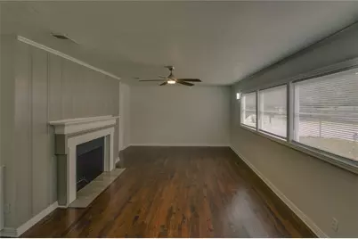 1100 Wade Hampton Street, Benbrook, TX 76126 - Photo 6