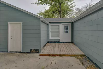 1100 Wade Hampton Street, Benbrook, TX 76126 - Photo 26