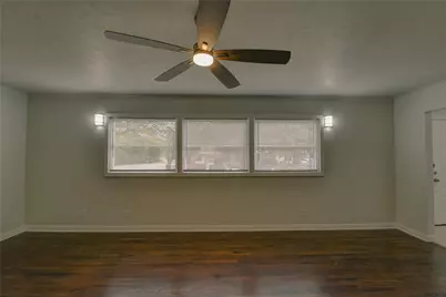 1100 Wade Hampton Street, Benbrook, TX 76126 - Photo 8