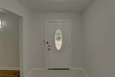 1100 Wade Hampton Street, Benbrook, TX 76126 - Photo 4