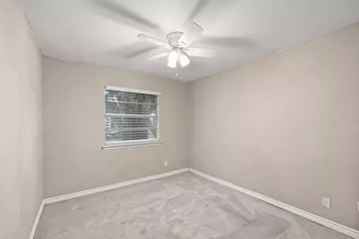 2015 Roberts Drive, Granbury, TX 76048 - Photo 16