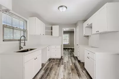 6225 Berryhill Street, Dallas, TX 75231 - Photo 10