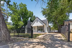 2825 Avenue I, Fort Worth, TX 76105 - Photo 4