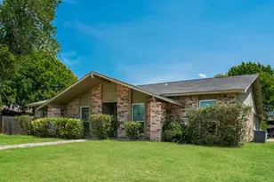 1316 Royal Oak Dr, DeSoto, TX 75115 - Photo 1