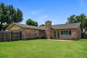 1316 Royal Oak Dr, DeSoto, TX 75115 - Photo 18