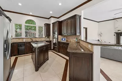 2700 Cottonwood Lane, Colleyville, TX 76034 - Photo 12