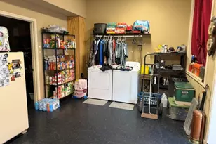 105 S Pearl St, Mart, TX 76664 - Photo 2