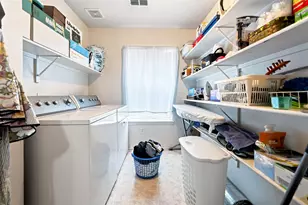 4209 Boxwood Dr, Balch Springs, TX 75180 - Photo 30