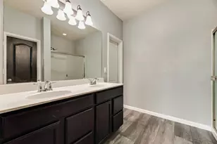 259 Saddlebrook Ln, Waxahachie, TX 75165 - Photo 4