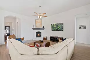 10104 Bitterroot Dr, Little Elm, TX 75068 - Photo 8