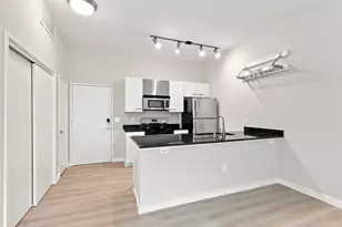3025 Bryan St, Dallas, TX 75204 - Photo 4