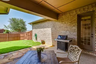 2016 Torin St, Lewisville, TX 75056 - Photo 28