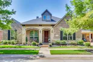 2016 Torin St, Lewisville, TX 75056 - Photo 2