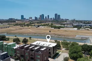 404 Vista Buena Trl, Fort Worth, TX 76111 - Photo 2