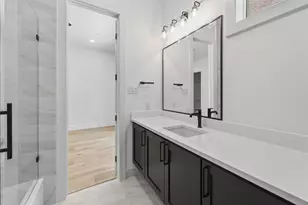 404 Vista Buena Trl, Fort Worth, TX 76111 - Photo 28