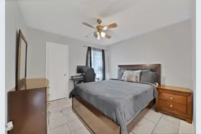537 N Park Drive, Saginaw, TX 76179 - Photo 16