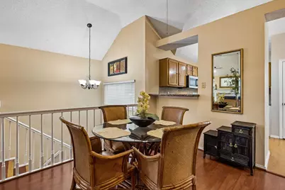 707 Meadowcreek Court, Garland, TX 75043 - Photo 10
