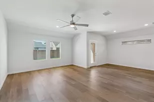 2020 Homestretch Dr, Seagoville, TX 75159 - Photo 10