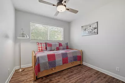 722 Kiowa Drive W, Lake Kiowa, TX 76240 - Photo 26