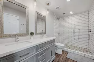 722 Kiowa Dr W, Lake Kiowa, TX 76240 - Photo 22