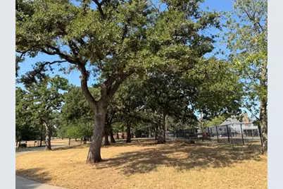 220 N Broadway Road, Azle, TX 76020 - Photo 16