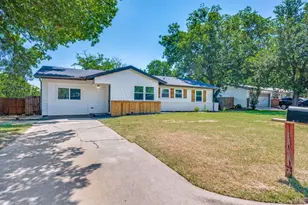 411 Hillcrest St, Mansfield, TX 76063 - Photo 1